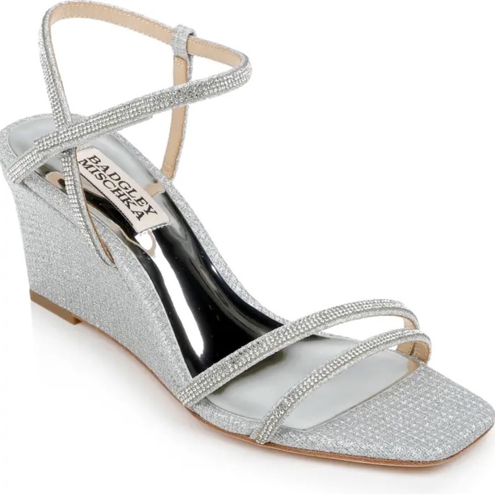 $225 Badgley Mischka Size 6 Unity Wedge Heel Sandal Shoe NWB